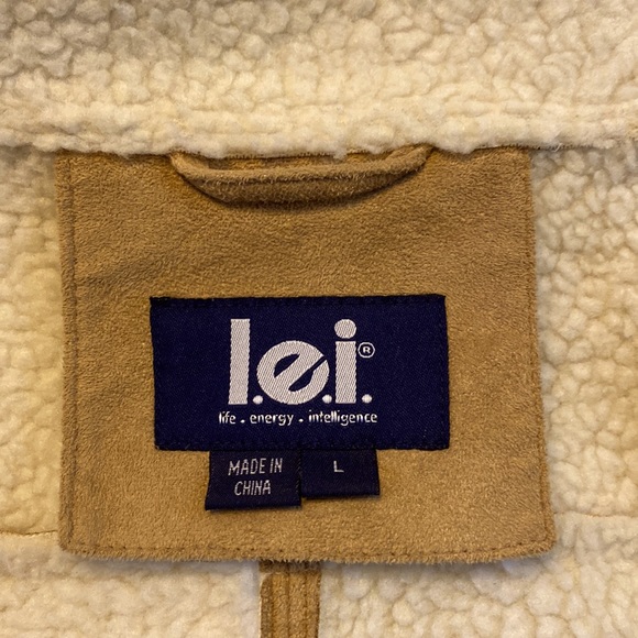 L.E.I. NWT Women’s jacket with zip pockets size L - Picture 6 of 7
